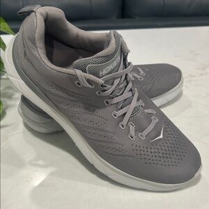 Hoka One One Hupana Flow Gray Athletic Running Shoes Men’s Size 10‎